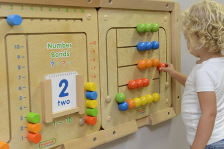 MASTERKIDZ Tablica Ścienna Edukacyjna Labirynt Koraliki