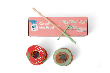 BS Toys, drewniana gra zręcznościowa Łap owoce