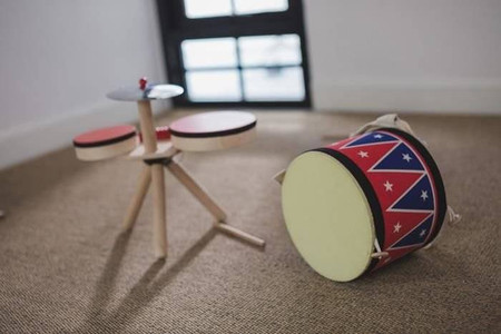 Drewniana perkusja dla dzieci Plan Toys