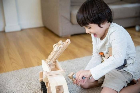 Pas z torbą i narzędziami "PlanLifestyle"