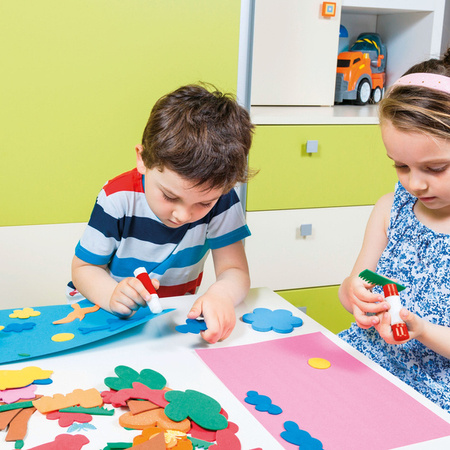Brokatowa pianka dekoracyjna EVA A4 Apli Kids 4 arkusze złoty, srebrny, czerwony, zielony
