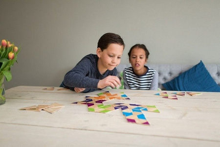 Buiten Speel, Domino drewniane Trójkąty