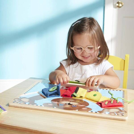 Tablica umiejętności tablica motoryczna z zamkami Miś Melissa and Doug 13784