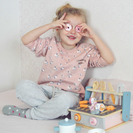 Drewniana składana kuchenka i grill 2w1