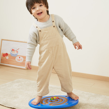 Balansujący dysk z kulkami - równoważnia