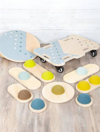 Drewniana deskorolka dla dzieci deska na kółkach Przygoda 12244-Small Foot, pojazdy dla dzieci