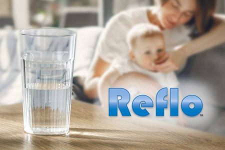Reflo nietłukący kubek treningowy dla dzieci bezbarwny