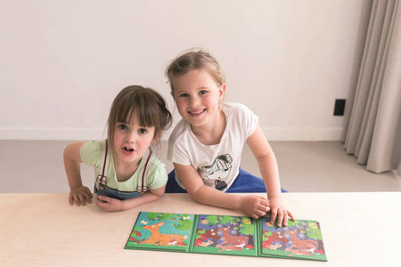 Scratch, Puzzle magnetyczne - książka podróżna W lesie 2 obrazki 40 elem.
