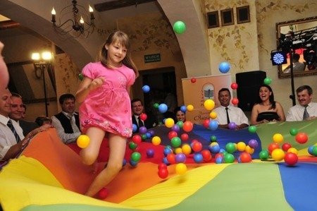 Tęczowa profesjonalna Chusta Animacyjna Akson 3,5m 36 uchwytów