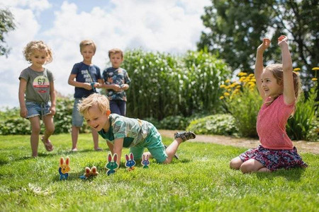 BS Toys, Drewniana gra zręcznościowa Króliczki