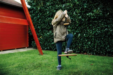 Lina do wspinaczki z huśtawką 2w1 huśtawka ogrodowa dysk 12406 Small Foot zabawy w plenerze