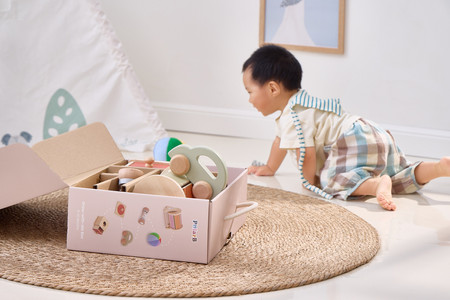 VIGA Zestaw Zabawek Edukacyjnych "Little Explorers" Pudełko Box od 6 miesiąca