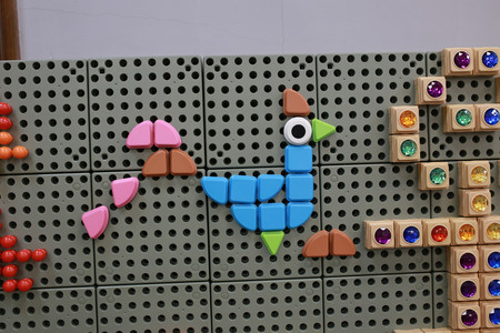 MASTERKIDZ Geometryczne Elementy Tablic 256 szt