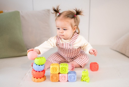 Zestaw sensoryczny Klocki i Piramida 13 el. Tullo