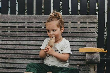 Silikonowe foremki do lodów We Might Be Tiny - Yellow