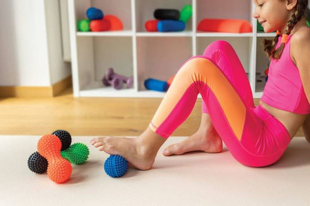 Jeżyk "Duoball" do masażu i rehabilitacji zielony