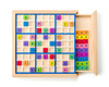 Drewniane sudoku z kolorowymi cyferkami
