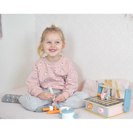 Drewniana składana kuchenka i grill 2w1