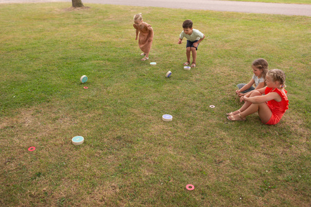 BS Toys,  Drewniana gra zręcznościowa Turlaj krążki