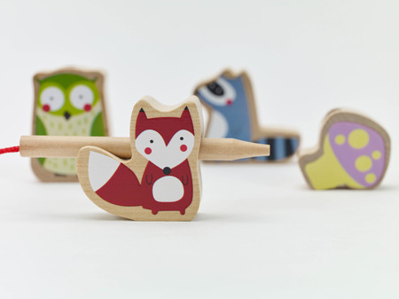 CLASSIC WORLD Drewniane Klocki do Nawlekania Zwięrzęta Leśne 13 el.