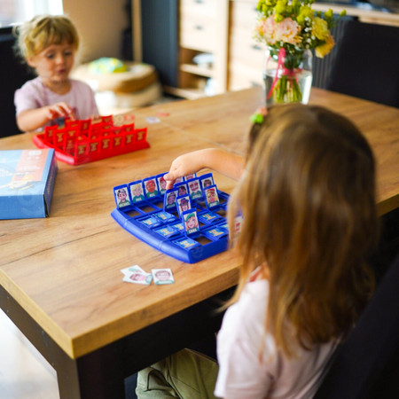 WOOPIE Gra Rodzinna Zgadnij Kto To