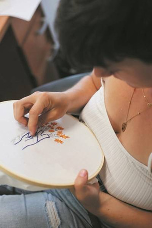 Zestaw do wyszywania na ubraniach Miłośniczka Przyrody