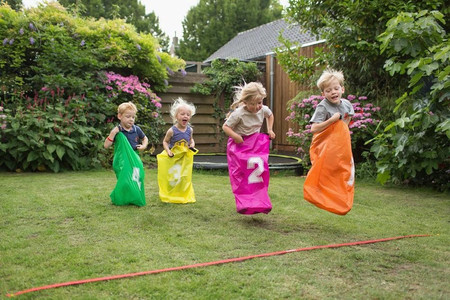 BS Toys, Worki do skakania - Zestaw animacyjny