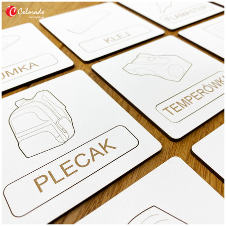 Układanka Tematyczna– Przybory Szkolne