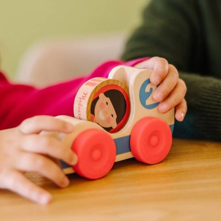 Dwa drewniane samochodziki wyścigowe GO Tots Melissa and Doug