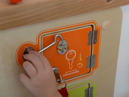 Tablica Ścienna Drewniana Nauka Otwierania Zamków - 6 sejfów Masterkidz