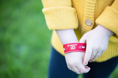 Neoprenowa opaska informacyjna ID LittleLife - Biedronka