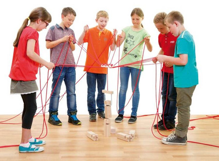 Wieża Fröbella drewniana gra zespołowa 44329 Erzi