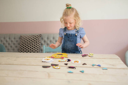 BS Toys,drewniana gra logiczna Naśladuj Humorka