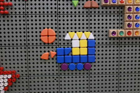 MASTERKIDZ Geometryczne Elementy Tablic 256 szt