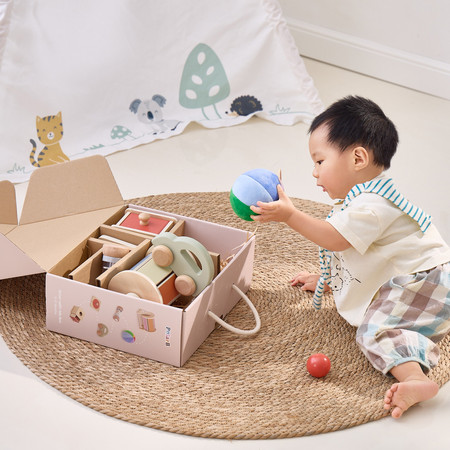 VIGA Zestaw Zabawek Edukacyjnych "Little Explorers" Pudełko Box od 6 miesiąca