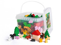 Drewniane figurki zwierząt drzew domów 200 elementów Erzi 41370 zestaw