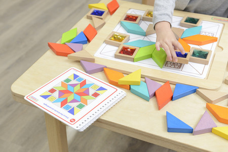 MASTERKIDZ Układanka Mozaika Nauka Kolorów i Kształtów Tangram