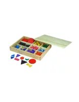 Drewniane symbole gramatyczne w pudełku