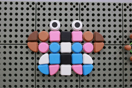 MASTERKIDZ Geometryczne Elementy Tablic 256 szt