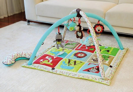 Mata edukacyjna Alfabet Skip Hop