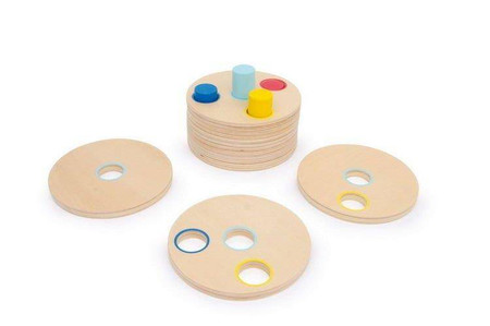 Przestrzenna układanka logiczna