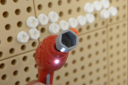 Zestaw Narzędzia Z Wkrętarką 8 Elementów - Tablica Naukowo-Kreatywna Masterkidz STEM