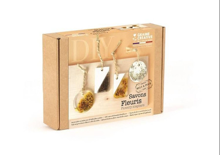 Zestaw do zrobienia mydełek z suszonymi kwiatkami