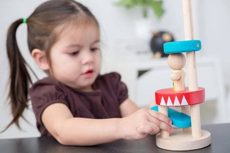 Skaczący akrobata Plan Toys