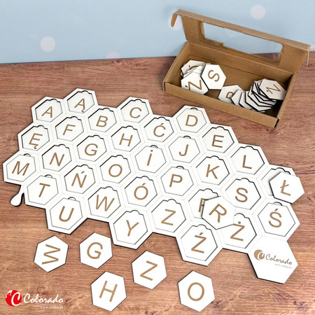 Drewniana układanka z alfabetem - plaster miodu