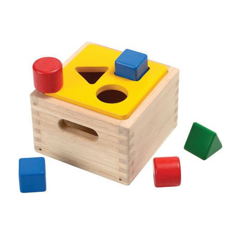 Skrzynia, drewniany sorter z figurami geometrycznymi, Plan Toys®