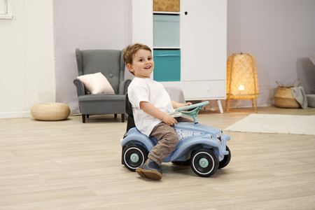 BIG Błękitny Jeździk Bobby Car Classic z uchwytem do pchania