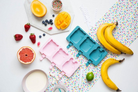 Silikonowe foremki do lodów We Might Be Tiny - Charcoal