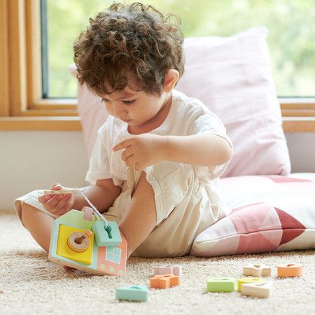 CLASSIC WORLD Drewniana Przeplatanka Klocki do Nawlekania Klucze i Drzwi 11 el.