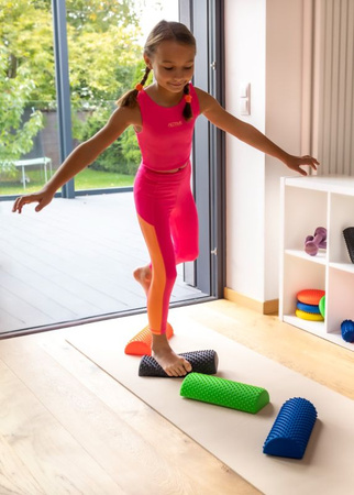 Półwałek do masażu sensoryczny z kolcami Zielony